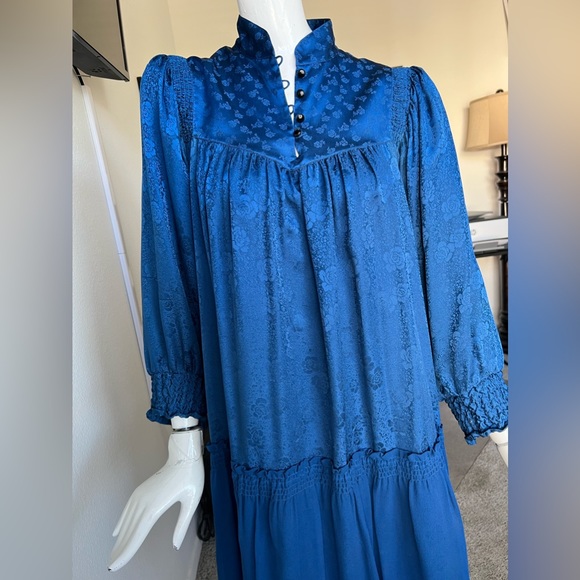 Jovovich-Hawk silk royal blue dress- Beautifully Made! 100% SILK - Picture 11 of 15